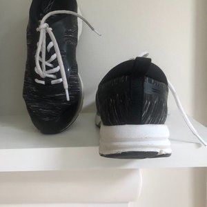 ABEO Women's Sneakers